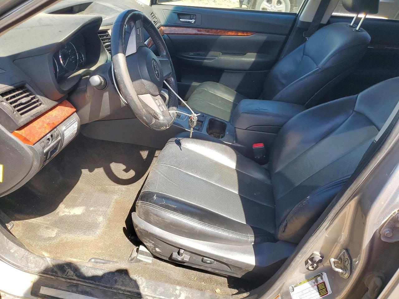 2011 Subaru Outback 2.5I Limited - Фото 7