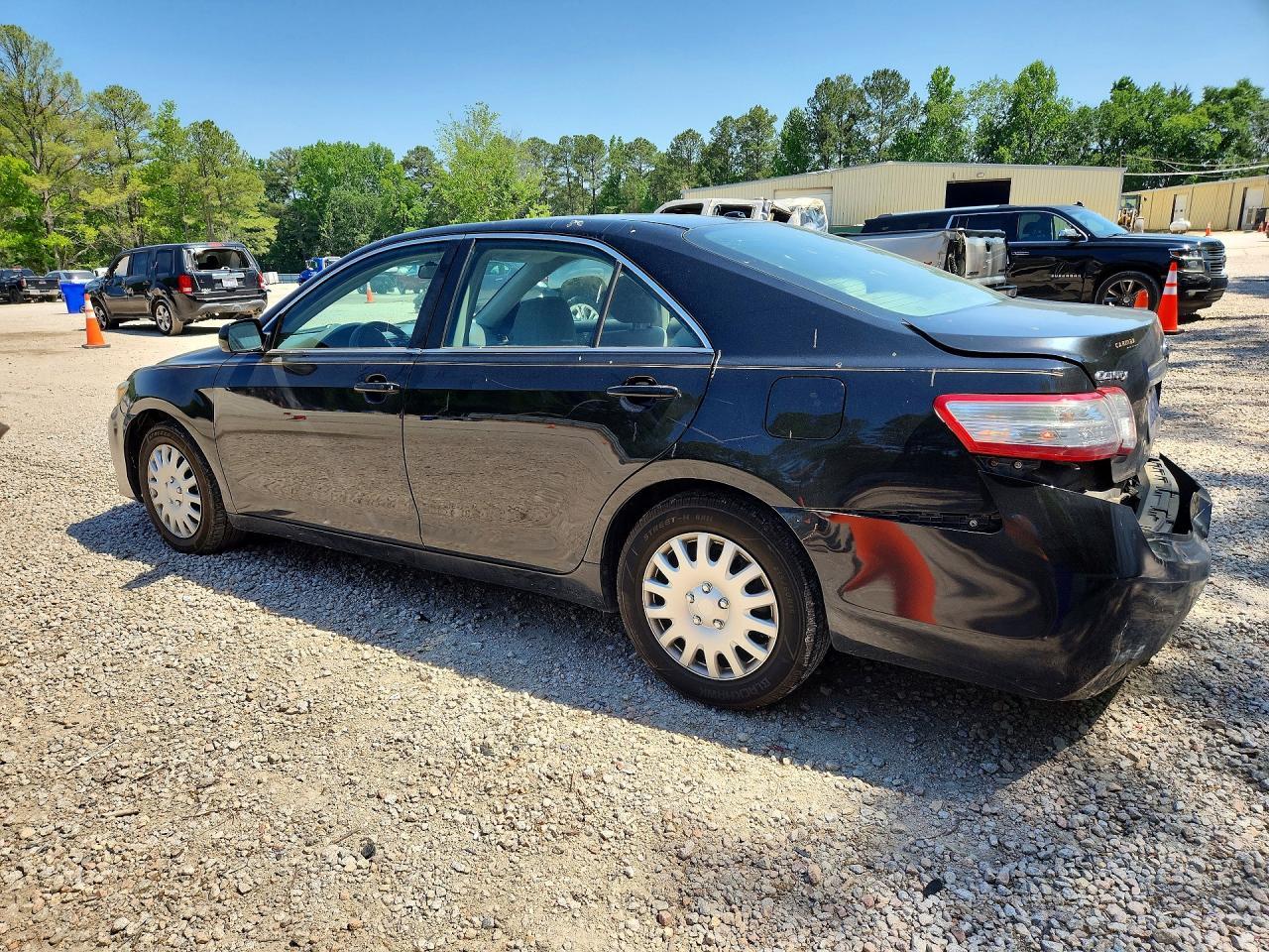 2011 Toyota Camry Hybrid - Image 2