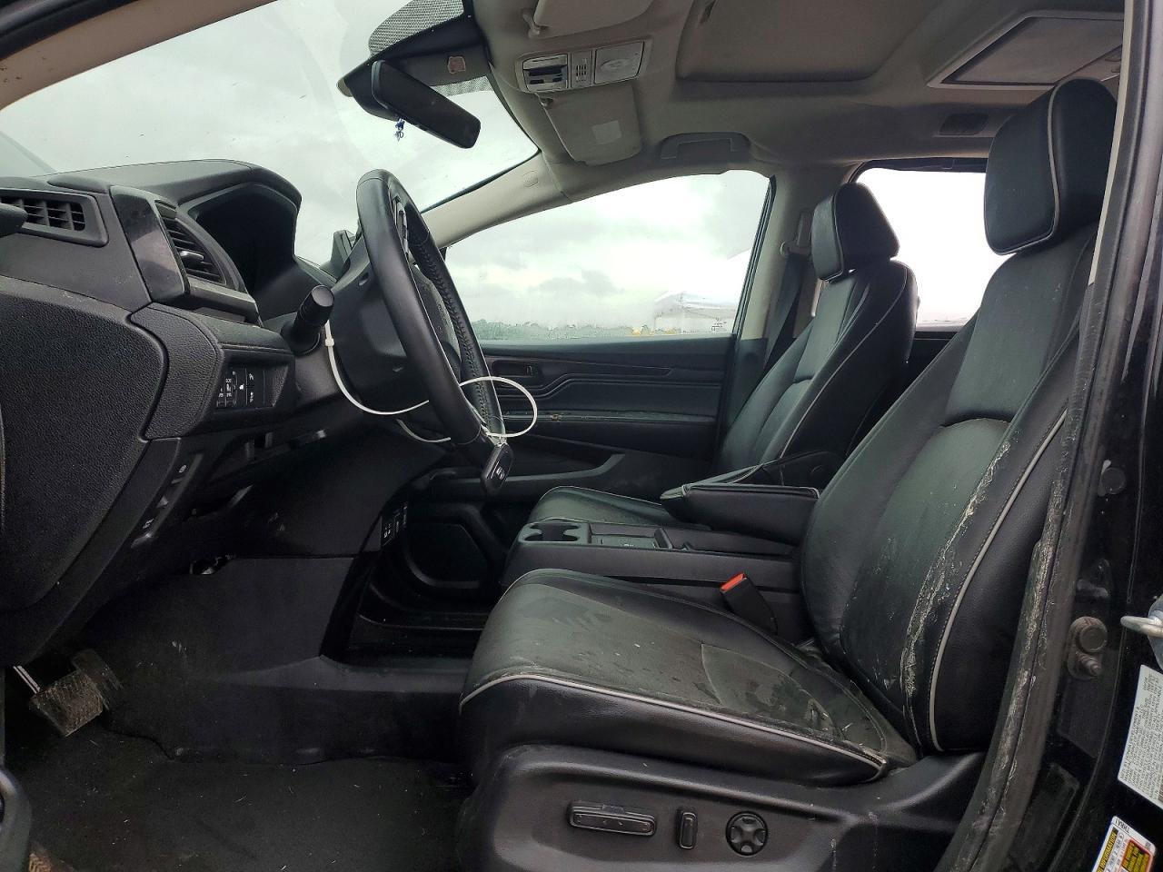 2025 Honda Odyssey Touring - Фото 7