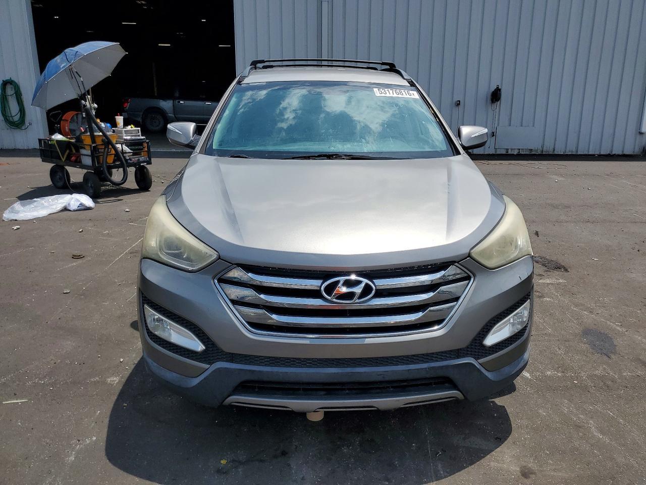 2013 Hyundai Santa Fe Sport Gl - Image 5