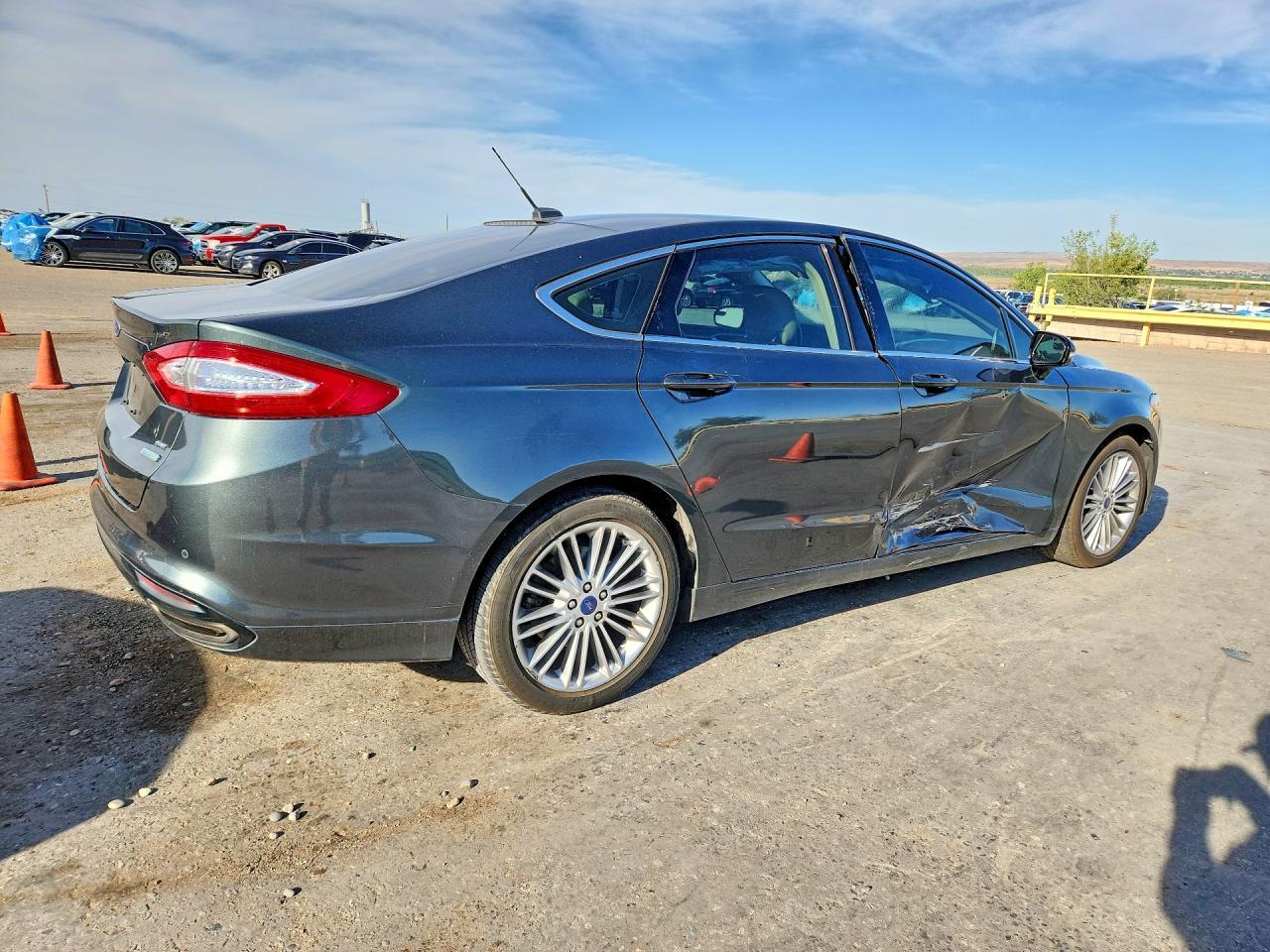 2015 Ford Fusion Se - Фото 3