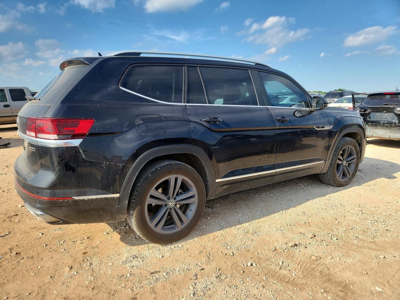2022 Volkswagen Atlas Sel R-Line - Фото 3