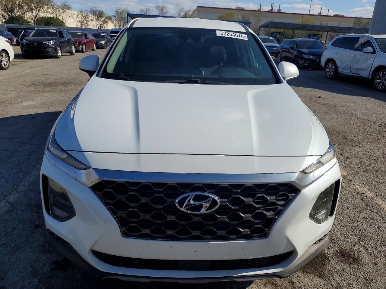 2019 Hyundai Santa Fe Se - Фото 5