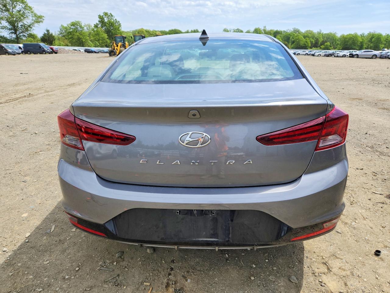 2019 Hyundai Elantra Sel - Image 6