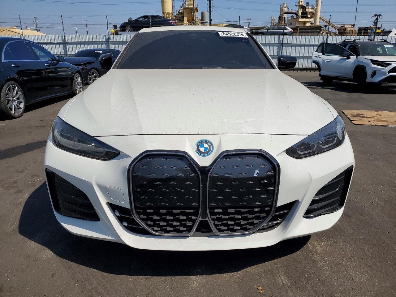 2024 BMW I4 Edrive 35 - Фото 5
