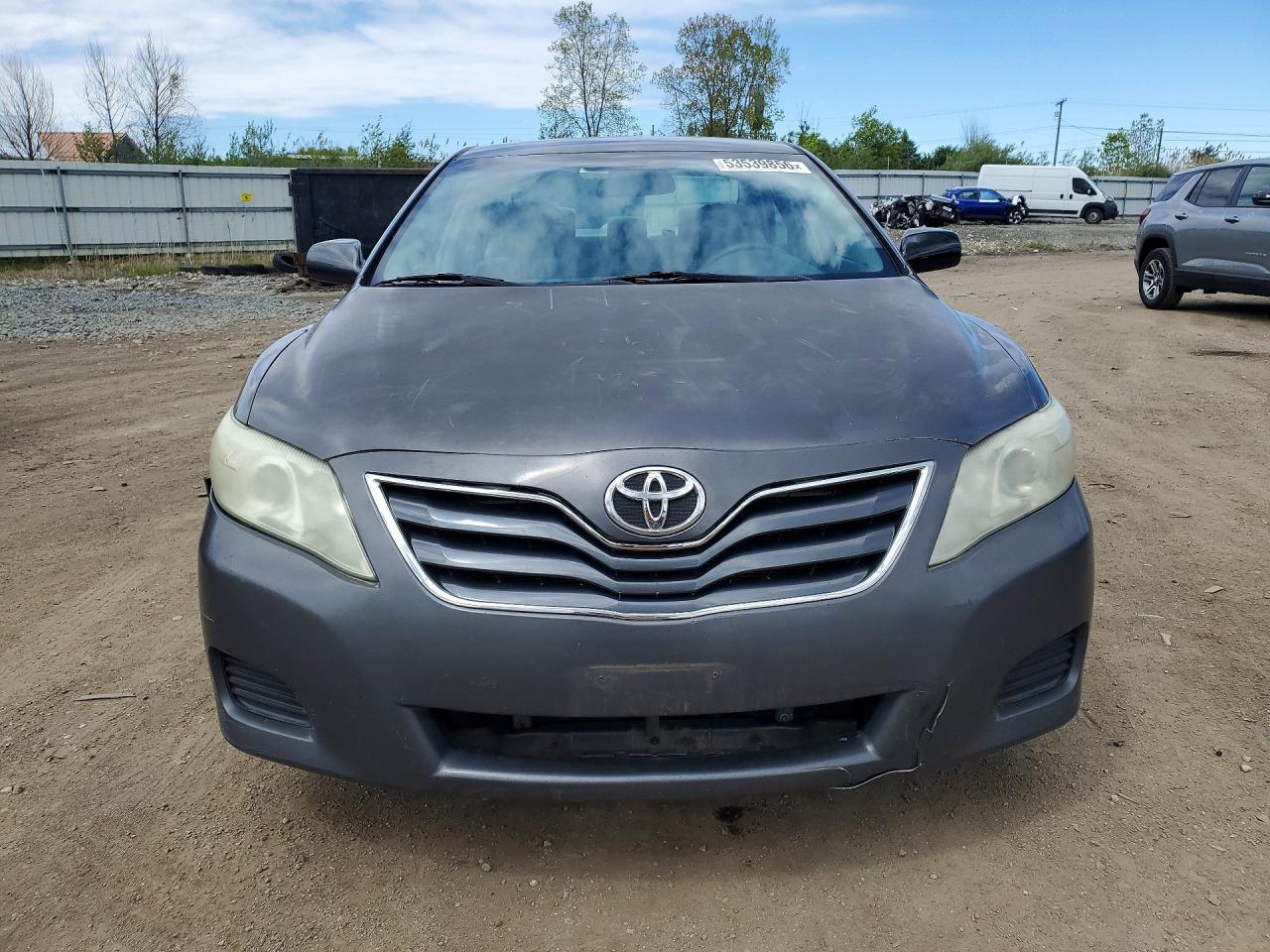 2011 Toyota Camry Le - Фото 5