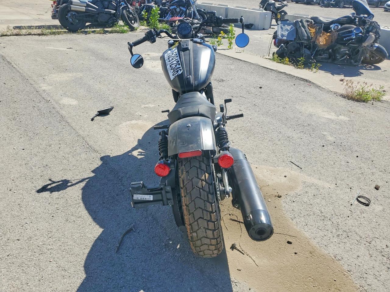 2025 Indian Scout Bobber Limited - Image 4