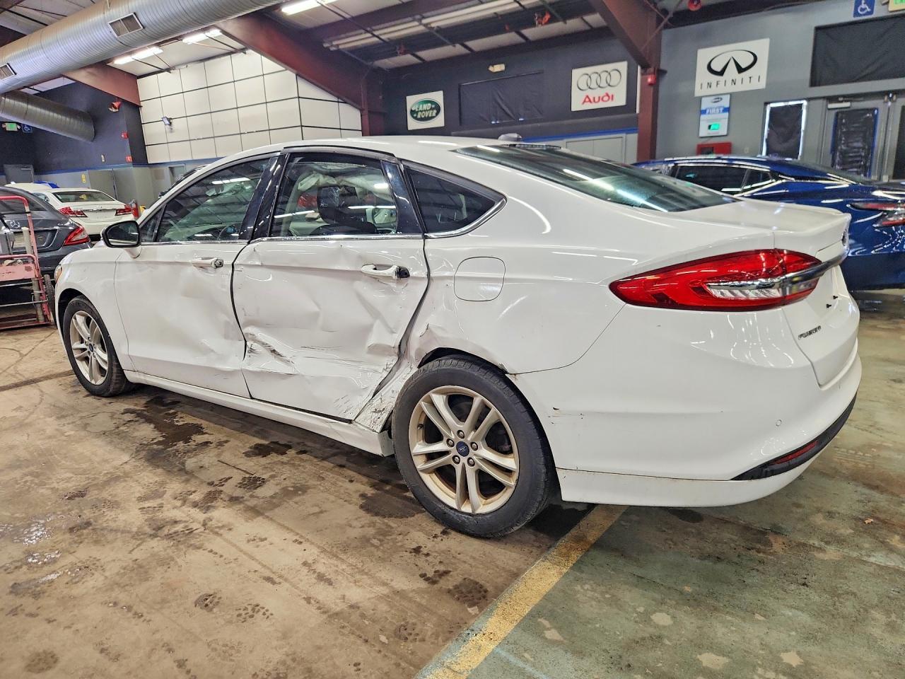 2018 Ford Fusion Se - Image 2