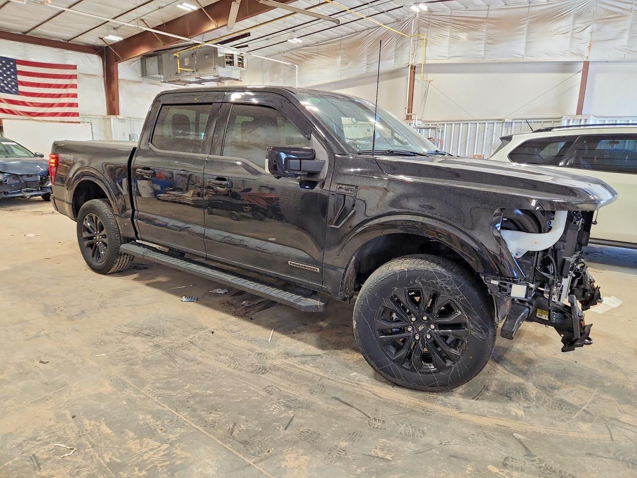 2025 Ford F150 Lariat - Image 4