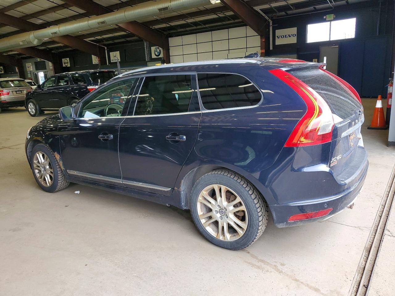 2016 Volvo Xc60 T5 Premier - Фото 2