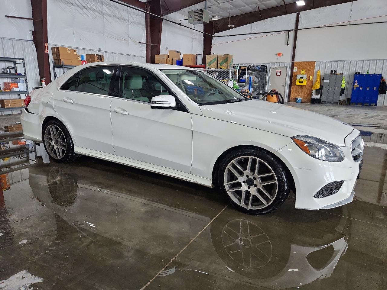 2014 Mercedes-Benz E 350 4Matic - Фото 4