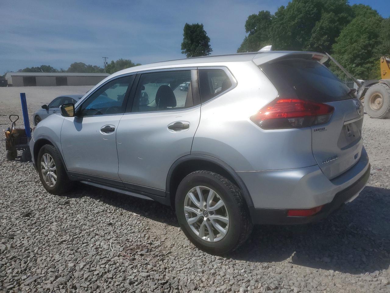 2017 Nissan Rogue S - Фото 2