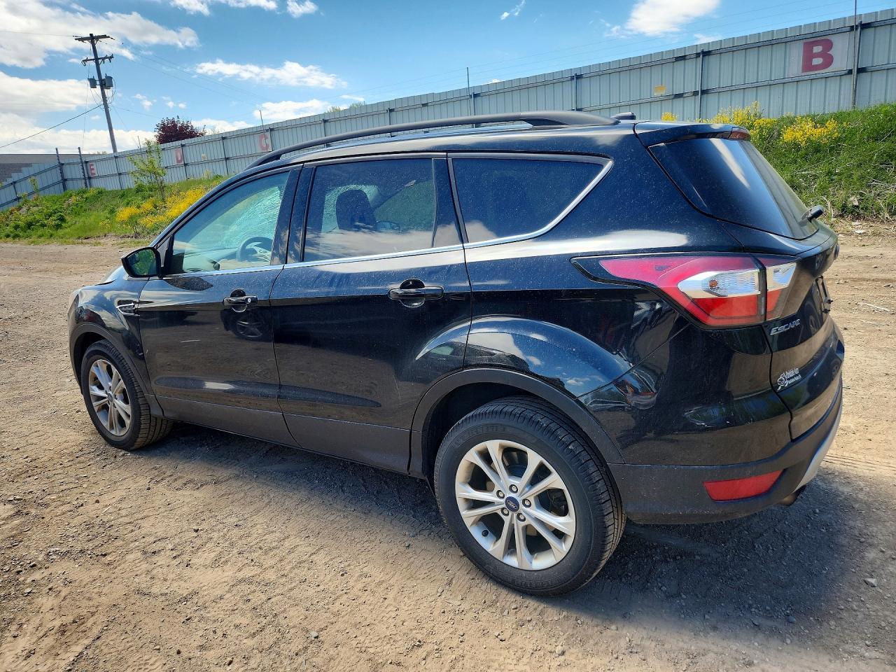 2018 Ford Escape Se - Фото 2