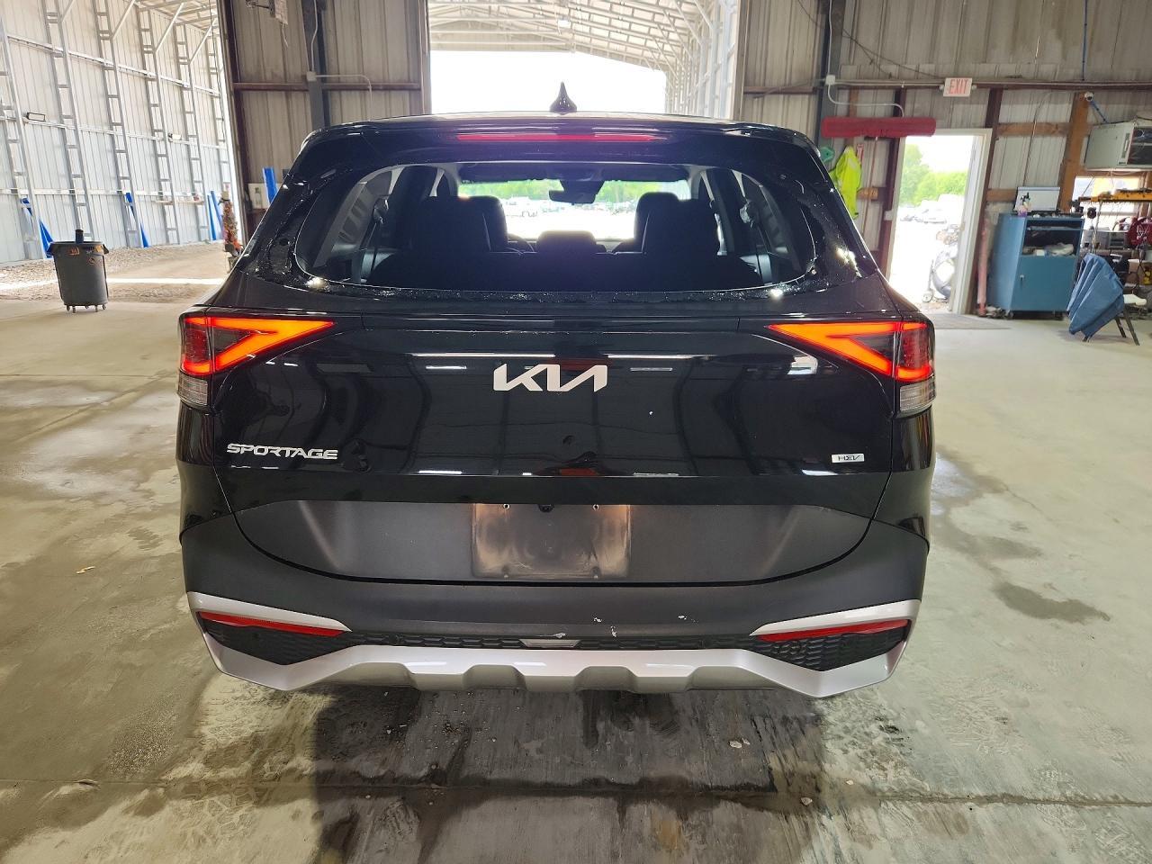 2023 Kia Sportage Lx - Image 6
