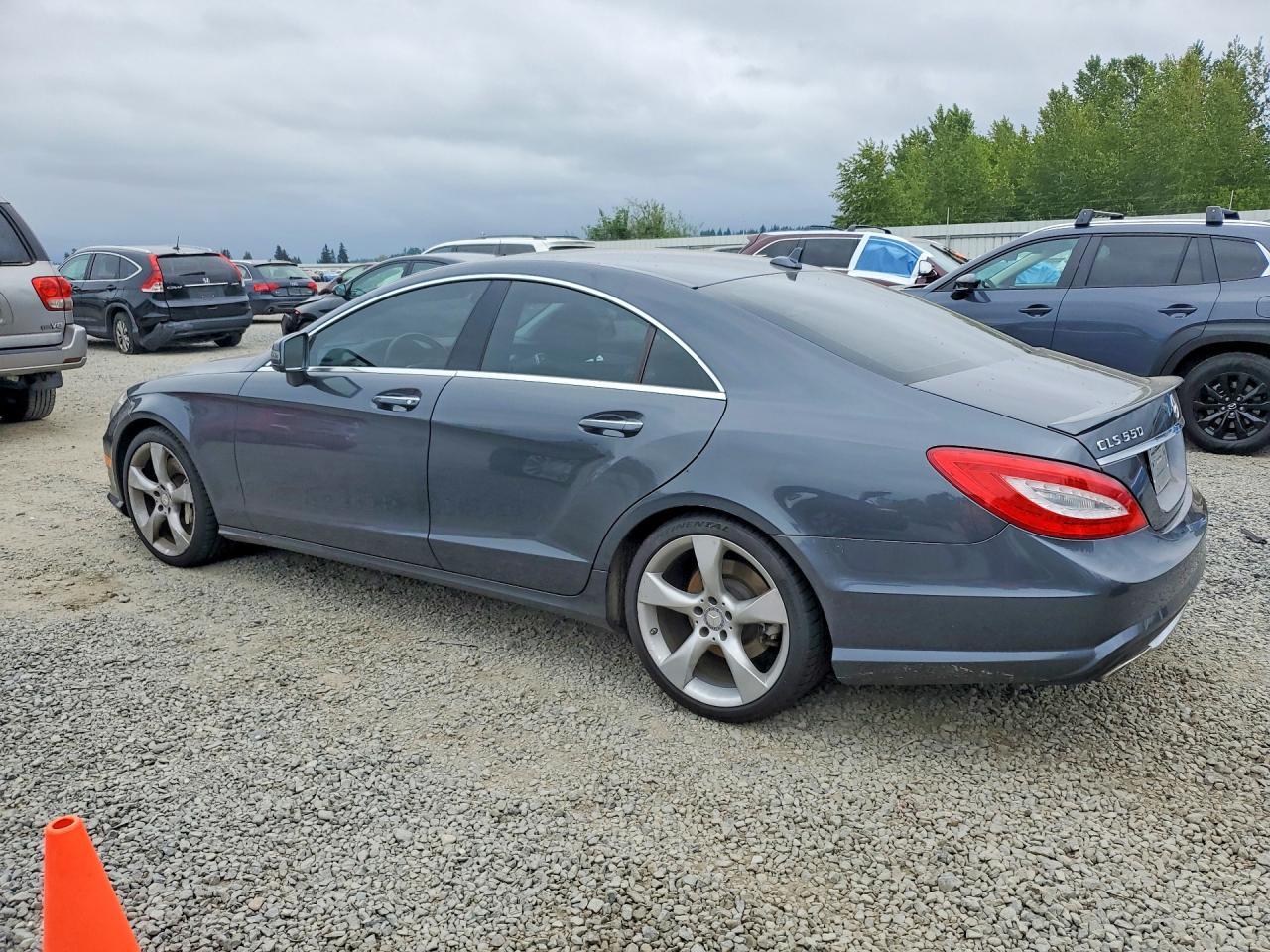 2014 Mercedes-Benz Cls 550 4Matic - Image 2