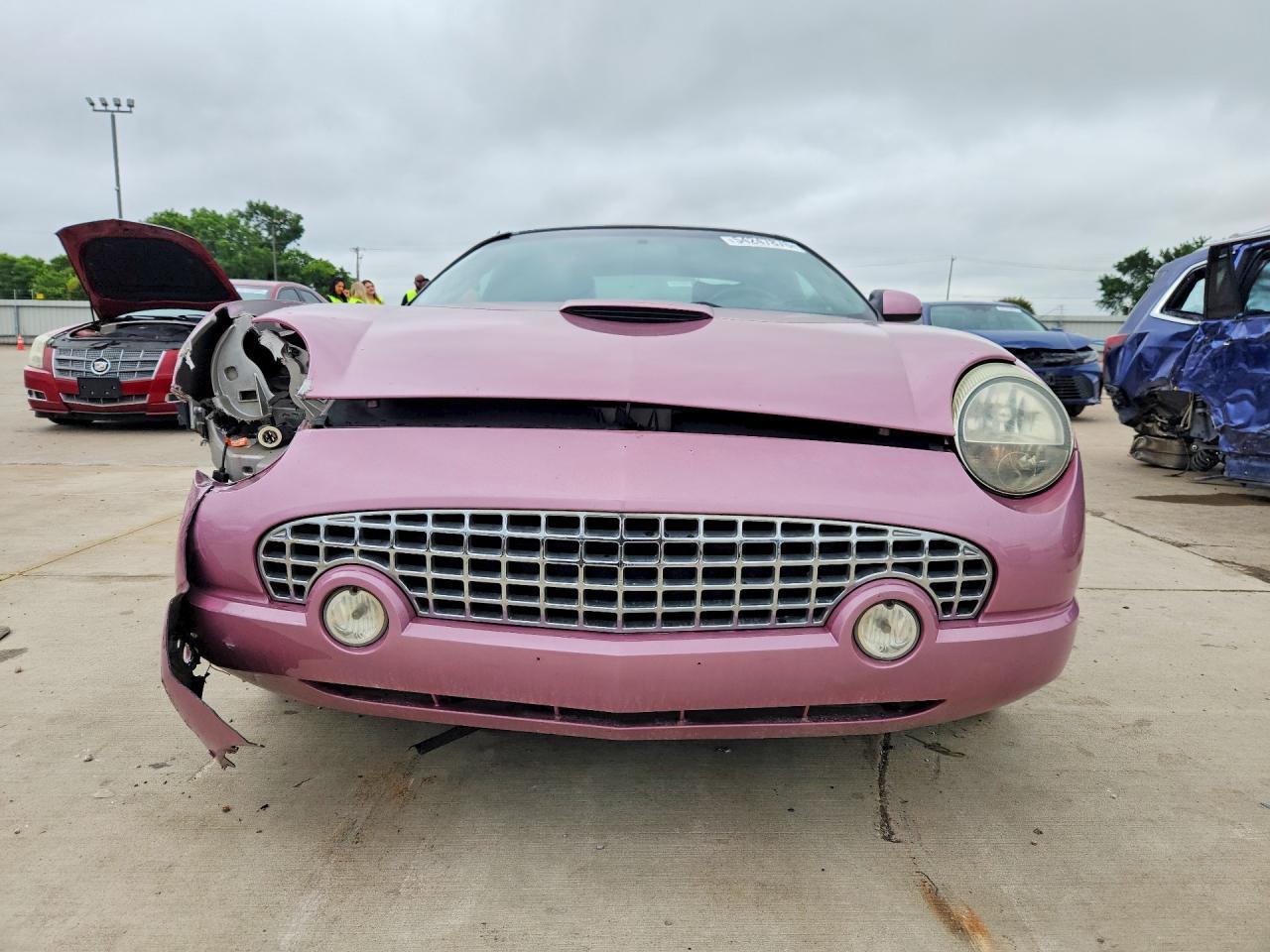 2004 Ford Thunderbird - Фото 5