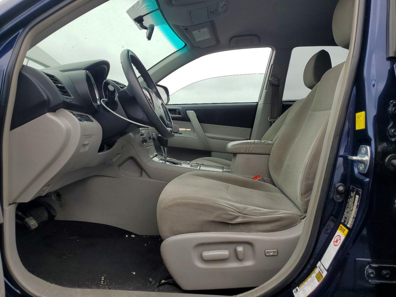 2011 Toyota Highlander Base - Image 7