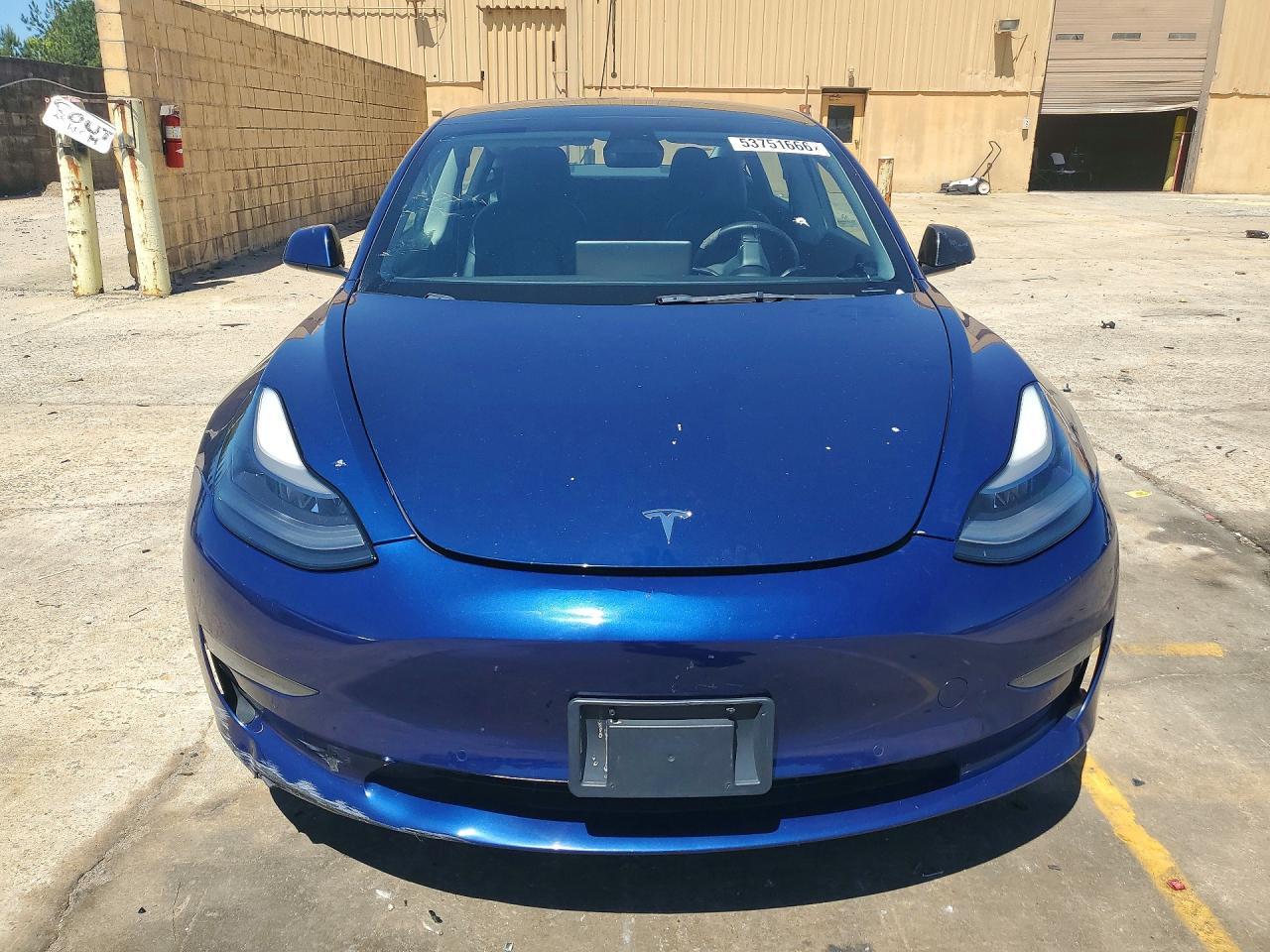 2022 Tesla Model 3 - Image 5