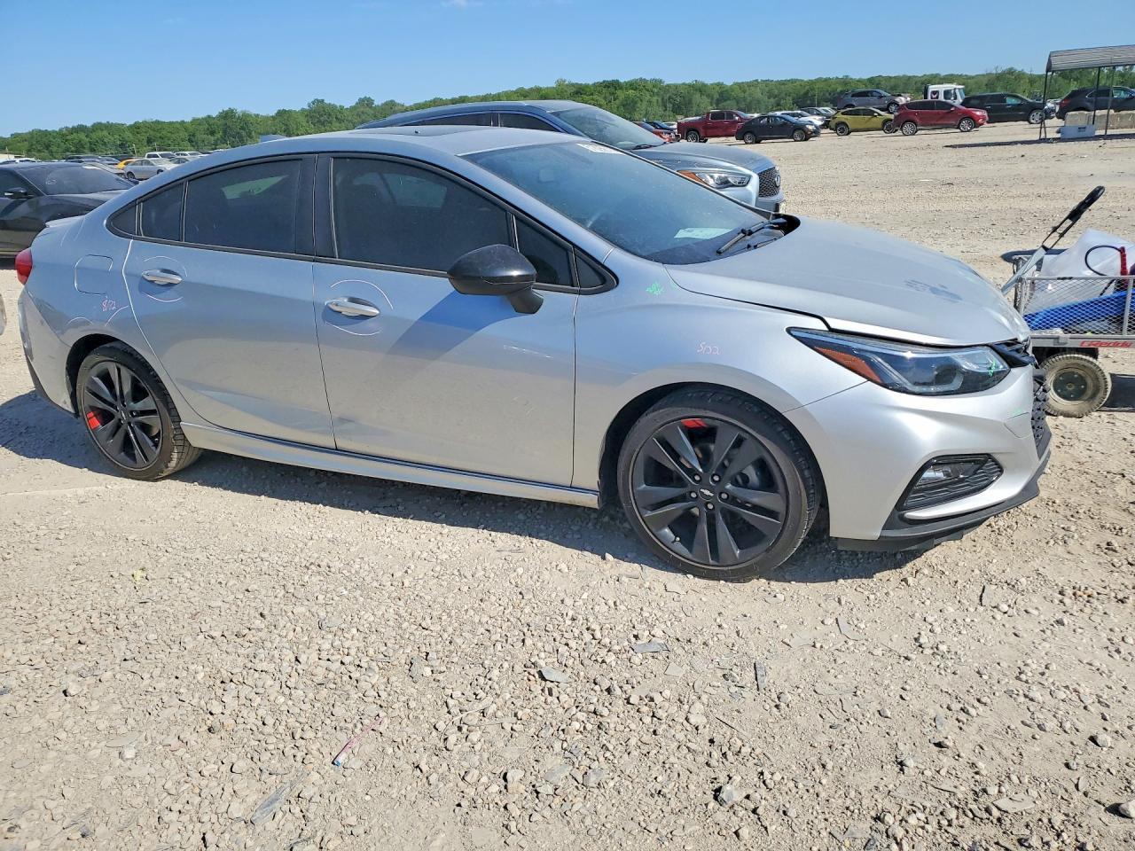 2018 Chevrolet Cruze Lt - Image 4