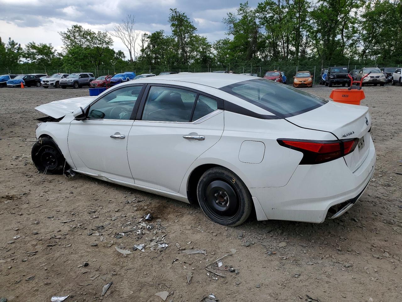 2021 Nissan Altima S - Фото 2
