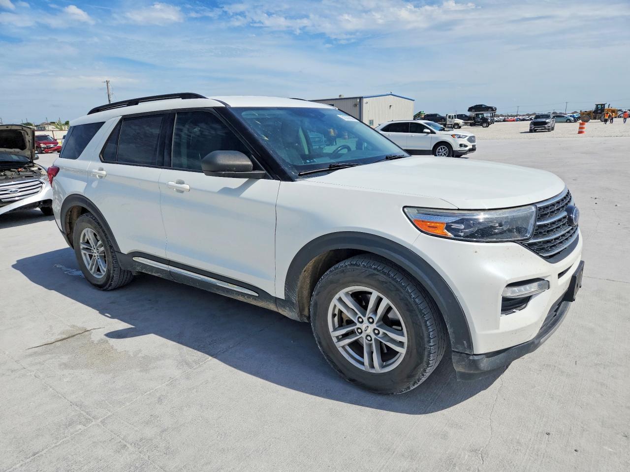 2020 Ford Explorer Xlt - Фото 4