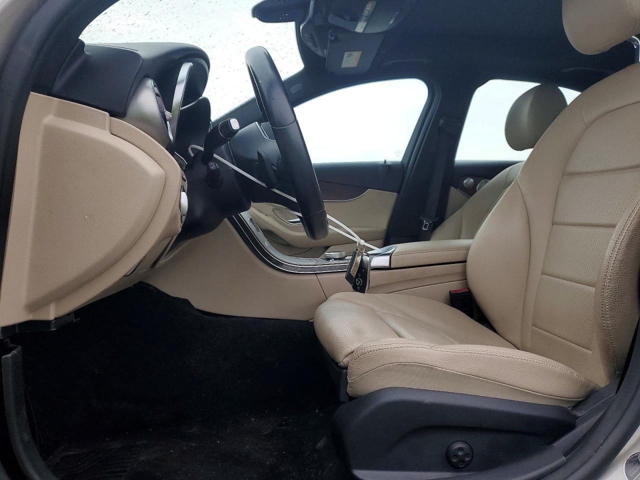 2019 Mercedes-Benz C 300 4Matic - Фото 7