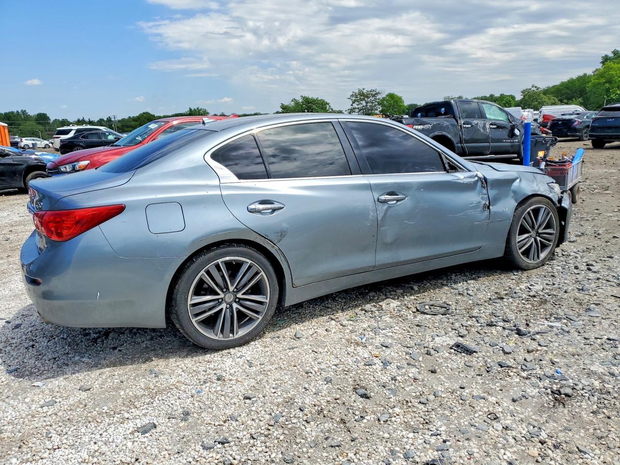 2015 Infiniti Q50 Premium - Фото 3
