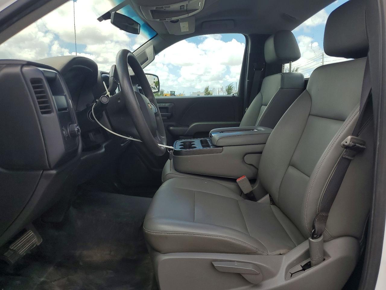 2017 Chevrolet Silverado C1500 - Фото 7