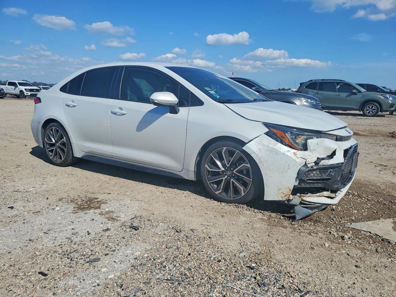 2022 Toyota Corolla Se - Image 4