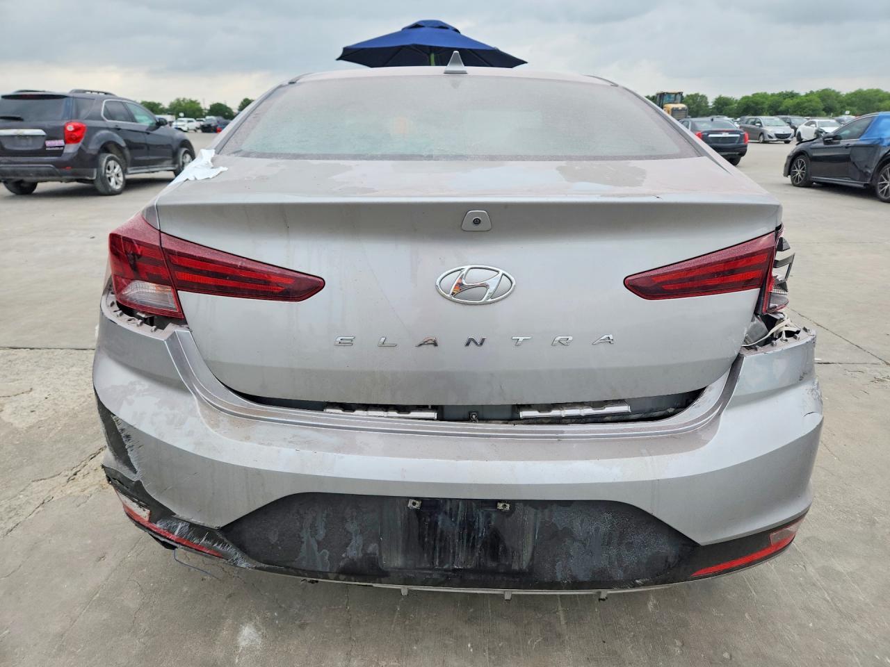 2020 Hyundai Elantra Sel - Фото 6