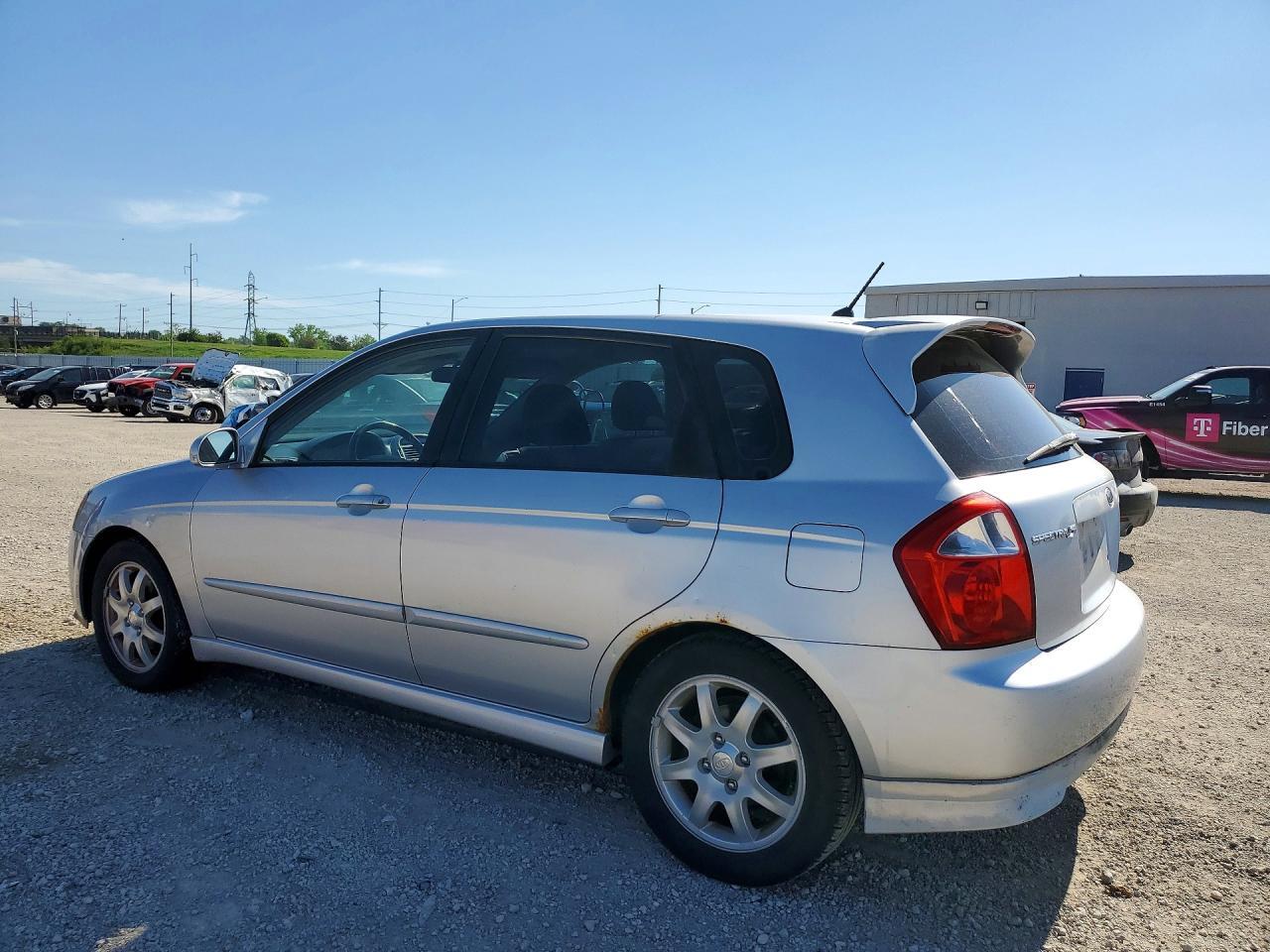 2006 Kia Spectra Spectra5 - Фото 2