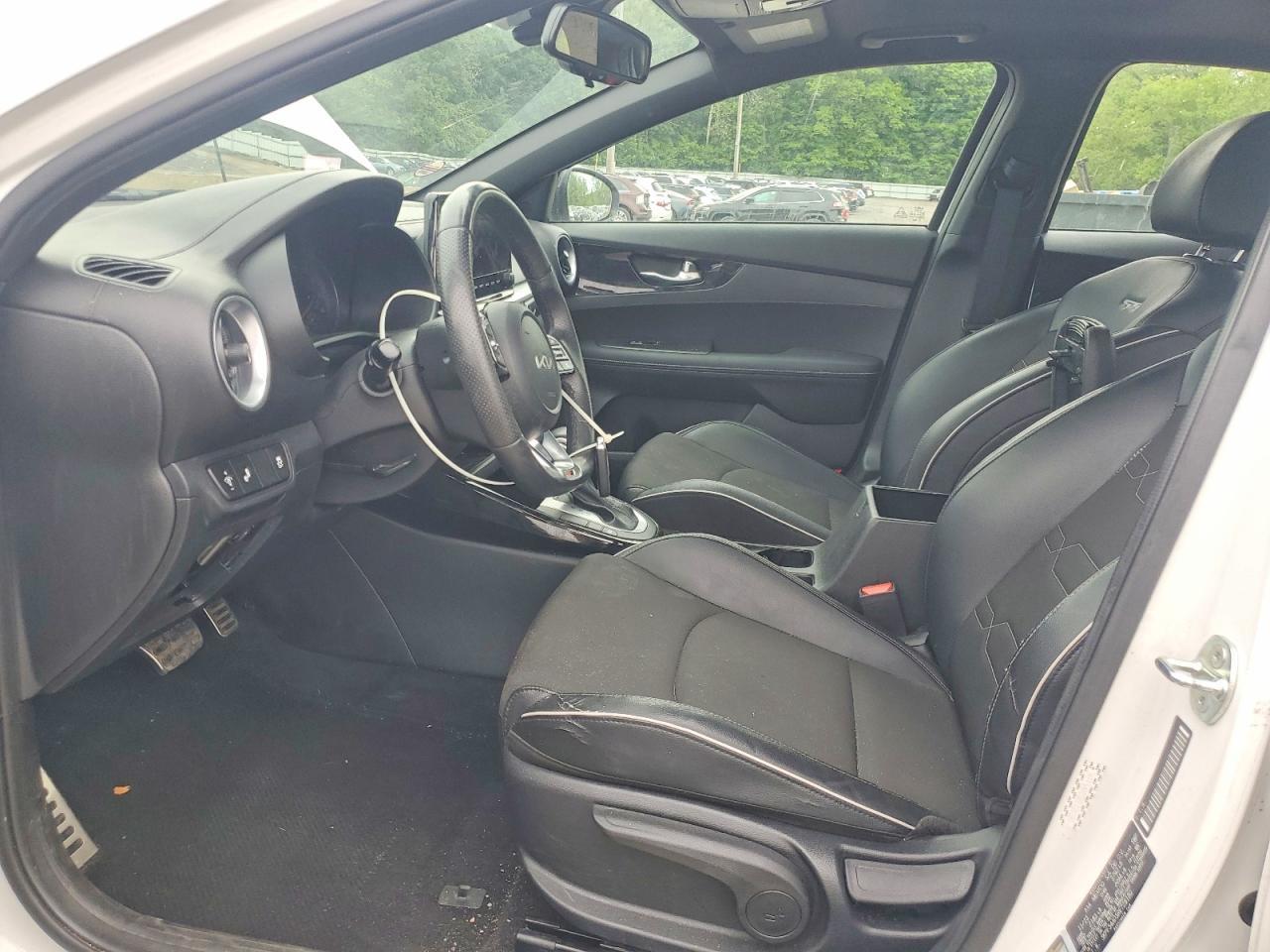 2024 Kia Forte Gt Line - Фото 7