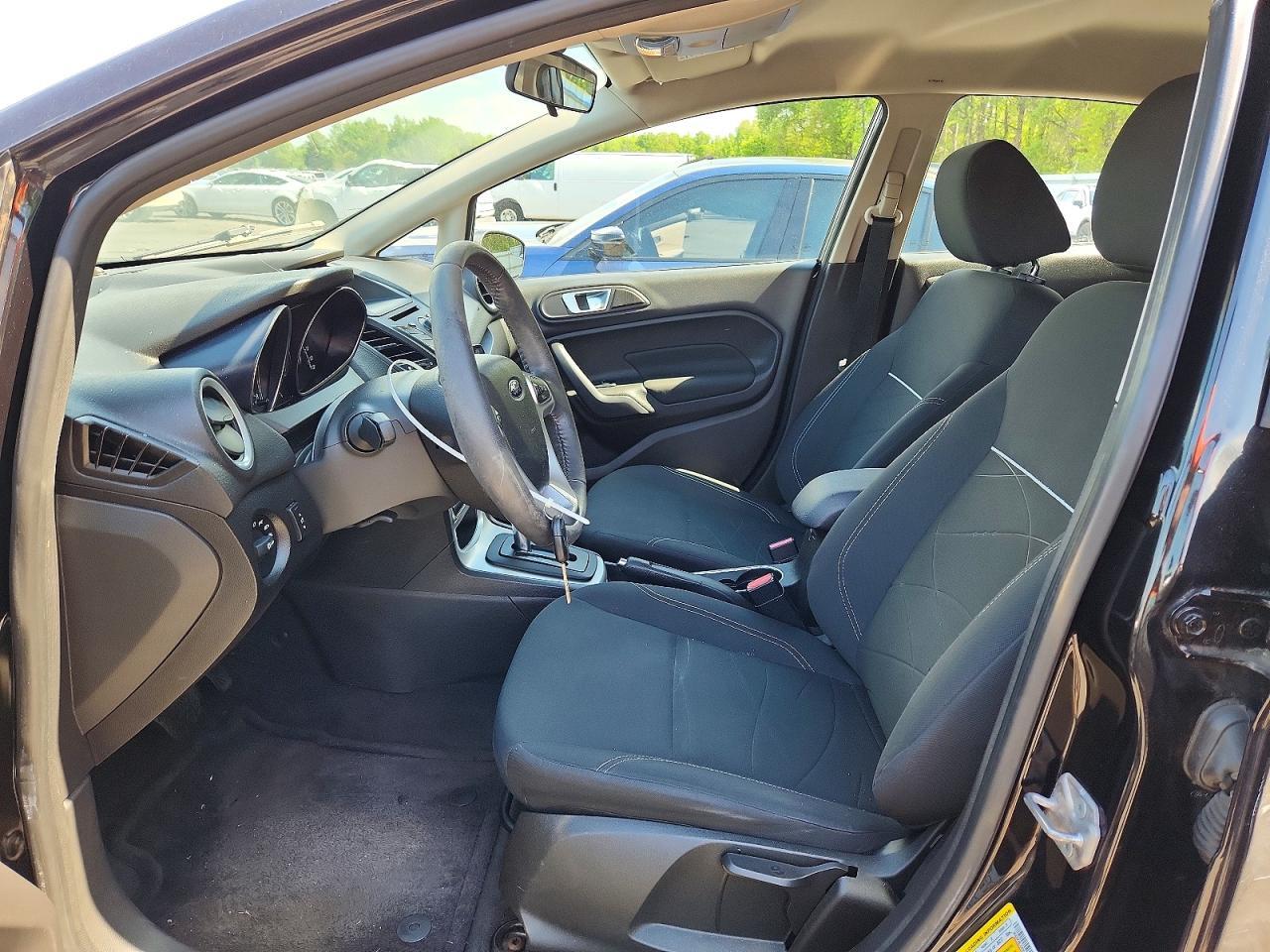 2014 Ford Fiesta Se - Image 7