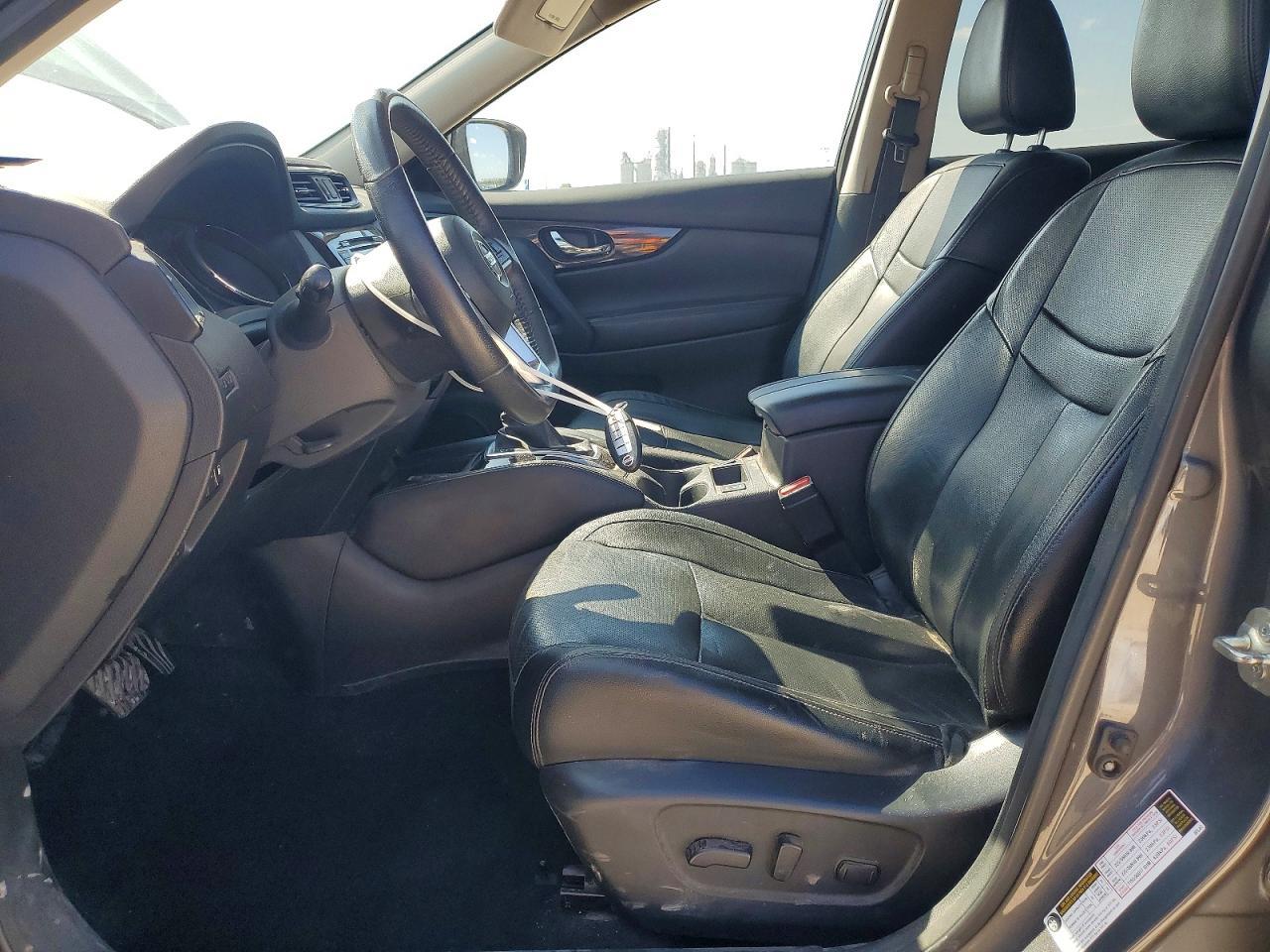 2019 Nissan Rogue - Image 7