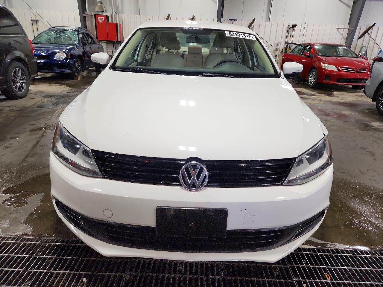 2012 Volkswagen Jetta Se - Image 5