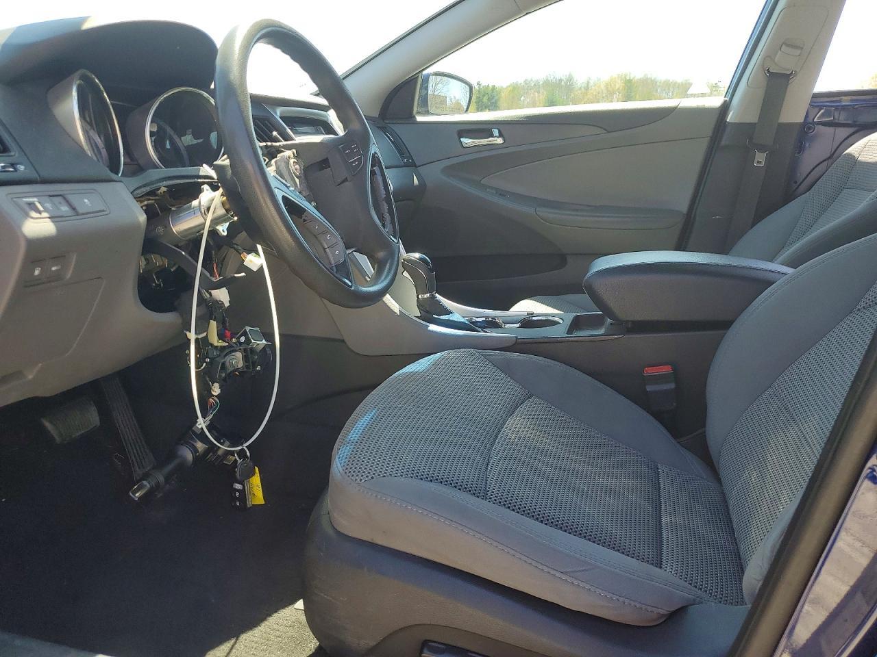2012 Hyundai Sonata Gls - Image 7