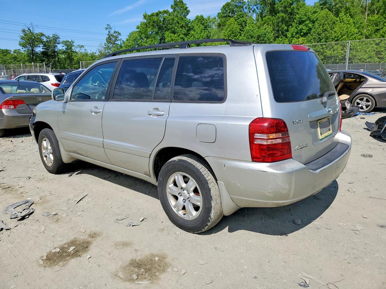 2001 Toyota Highlander Base - Фото 2