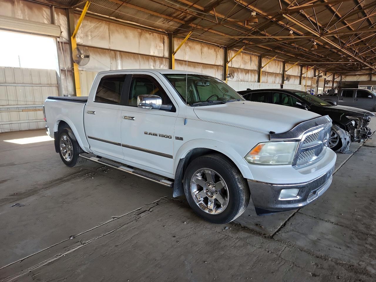 2012 Dodge Ram 1500 Laramie - Image 4
