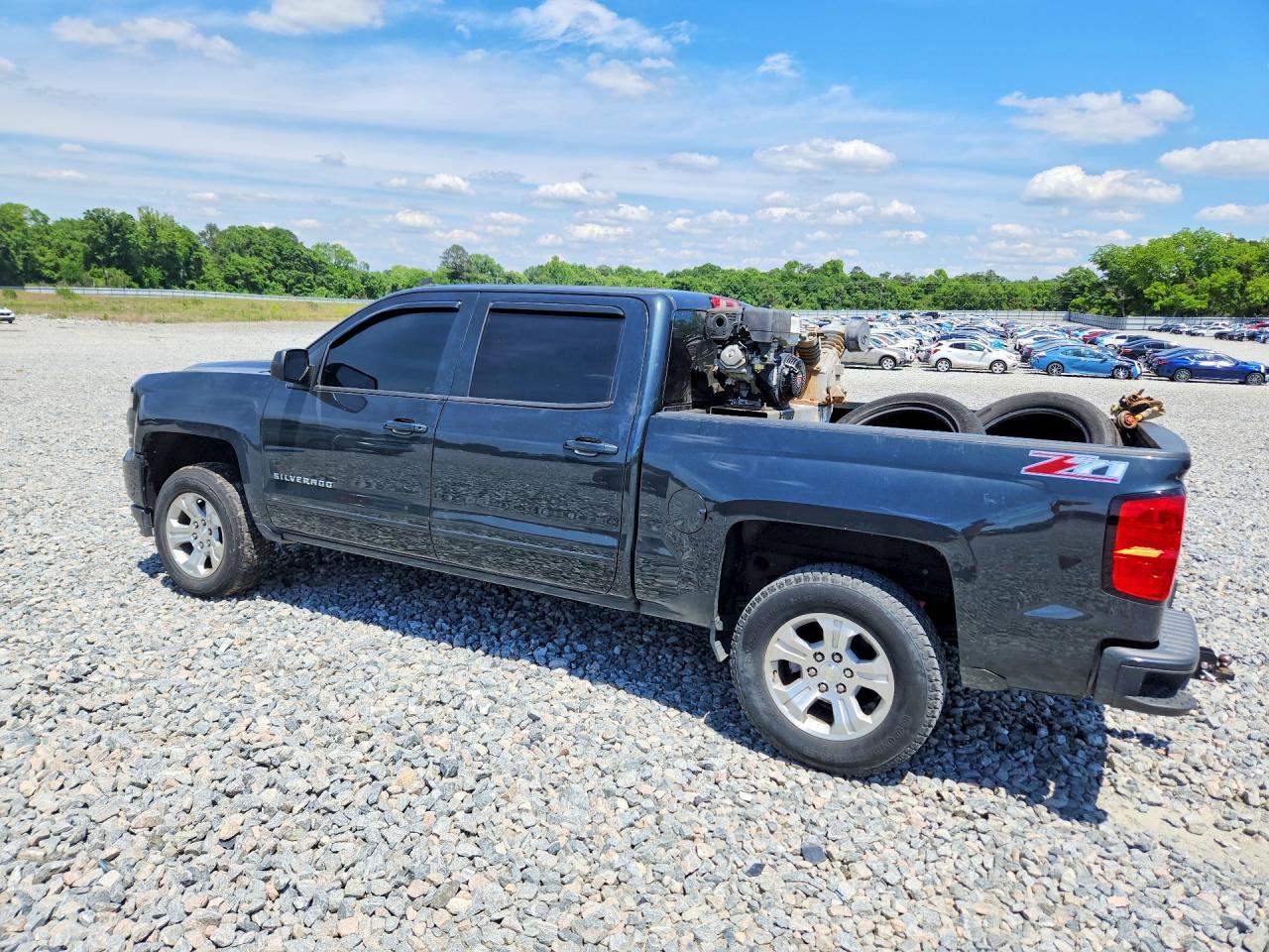 2018 Chevrolet Silverado K1500 Lt - Image 2