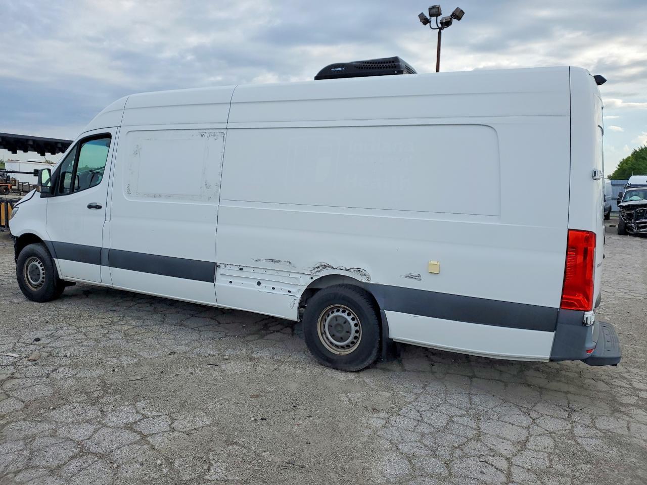 2020 Mercedes Benz Sprinter 3500 Utility / Service Van - Фото 2