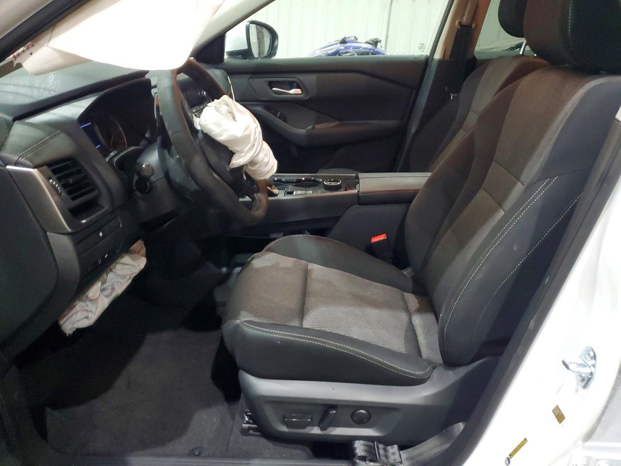 2026 Nissan Rogue Sv - Image 7