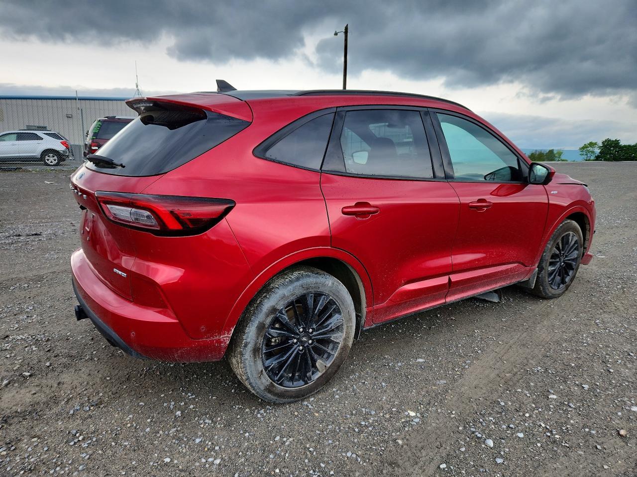 2023 Ford Escape St Line Elite - Image 3