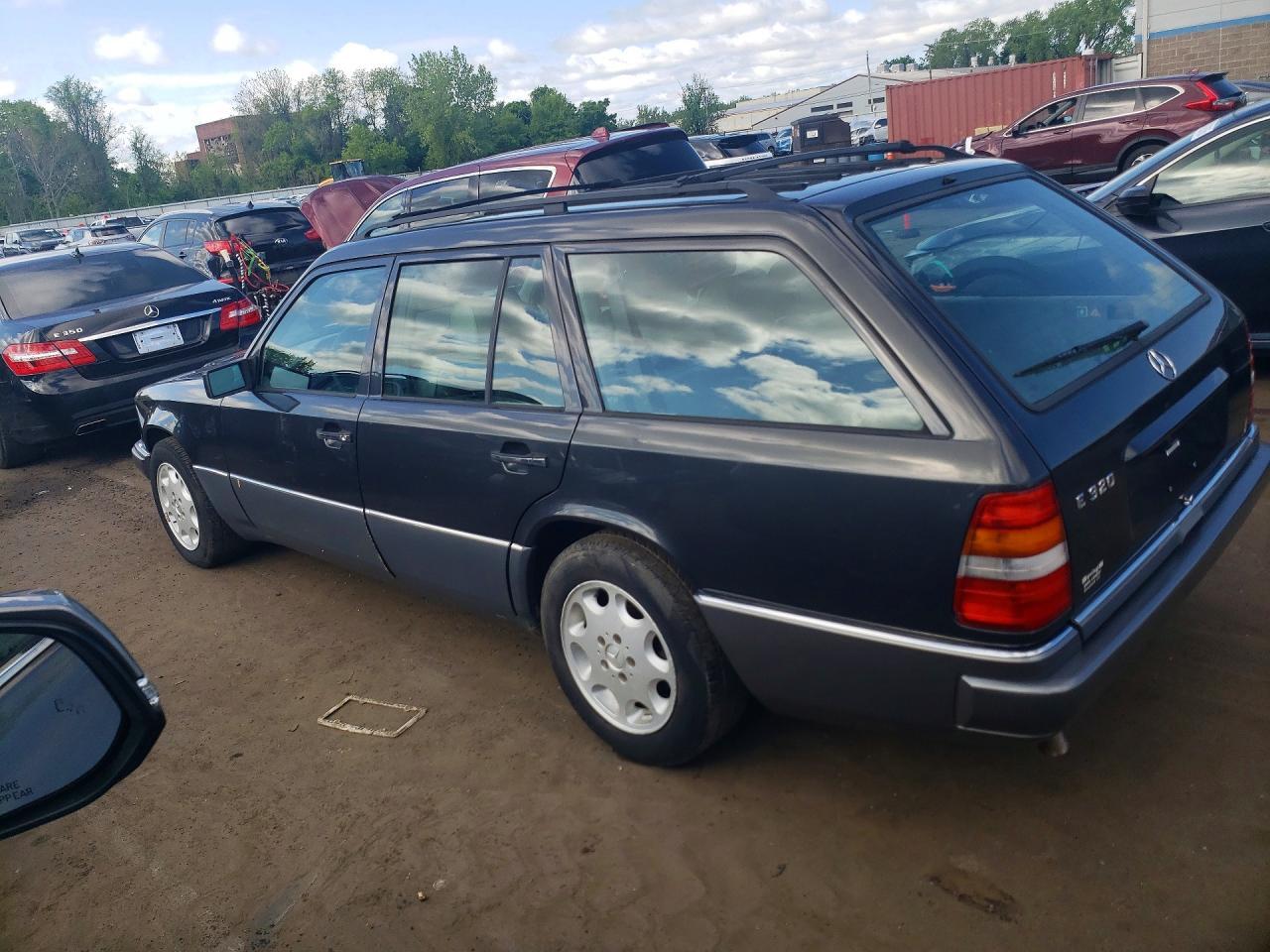 1994 Mercedes-Benz E 320 - Фото 2