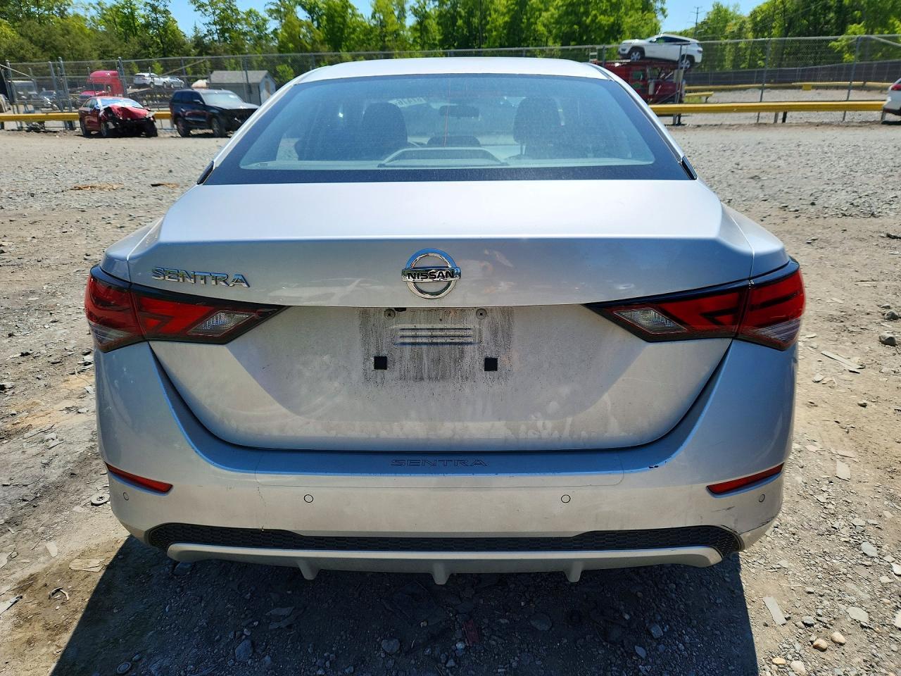2021 Nissan Sentra S - Фото 6