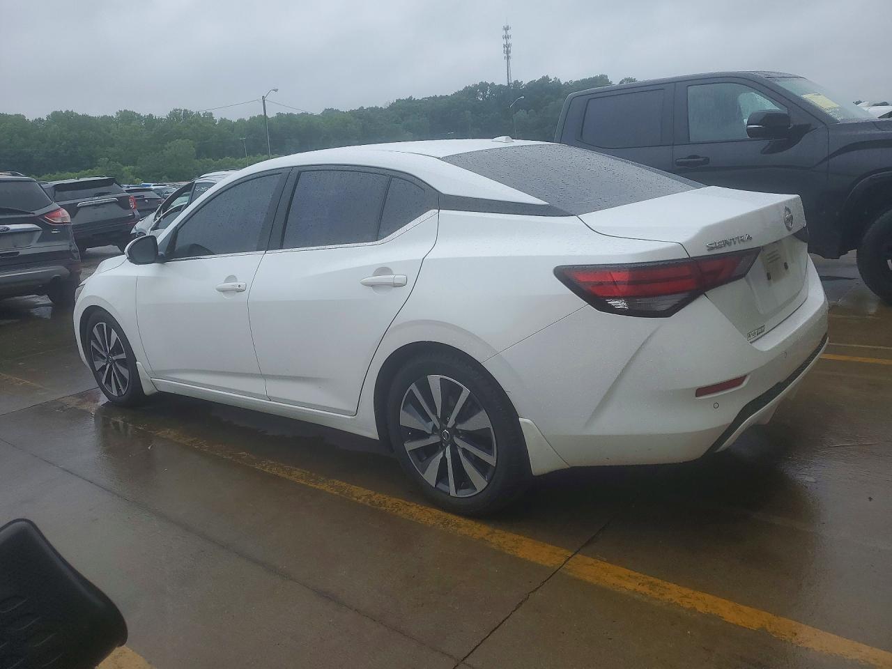 2020 Nissan Sentra Sv - Image 2
