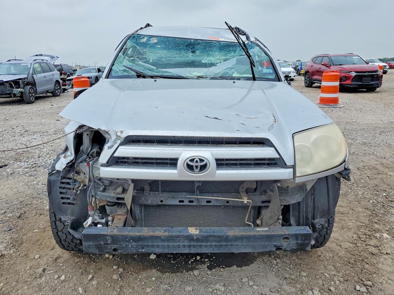 2004 Toyota 4Runner Sr5 - Фото 5