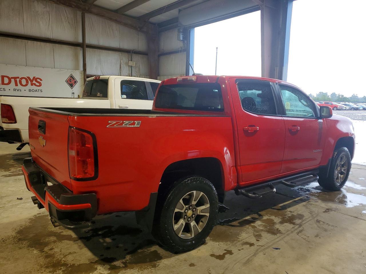 2015 Chevrolet Colorado Z71 - Фото 3