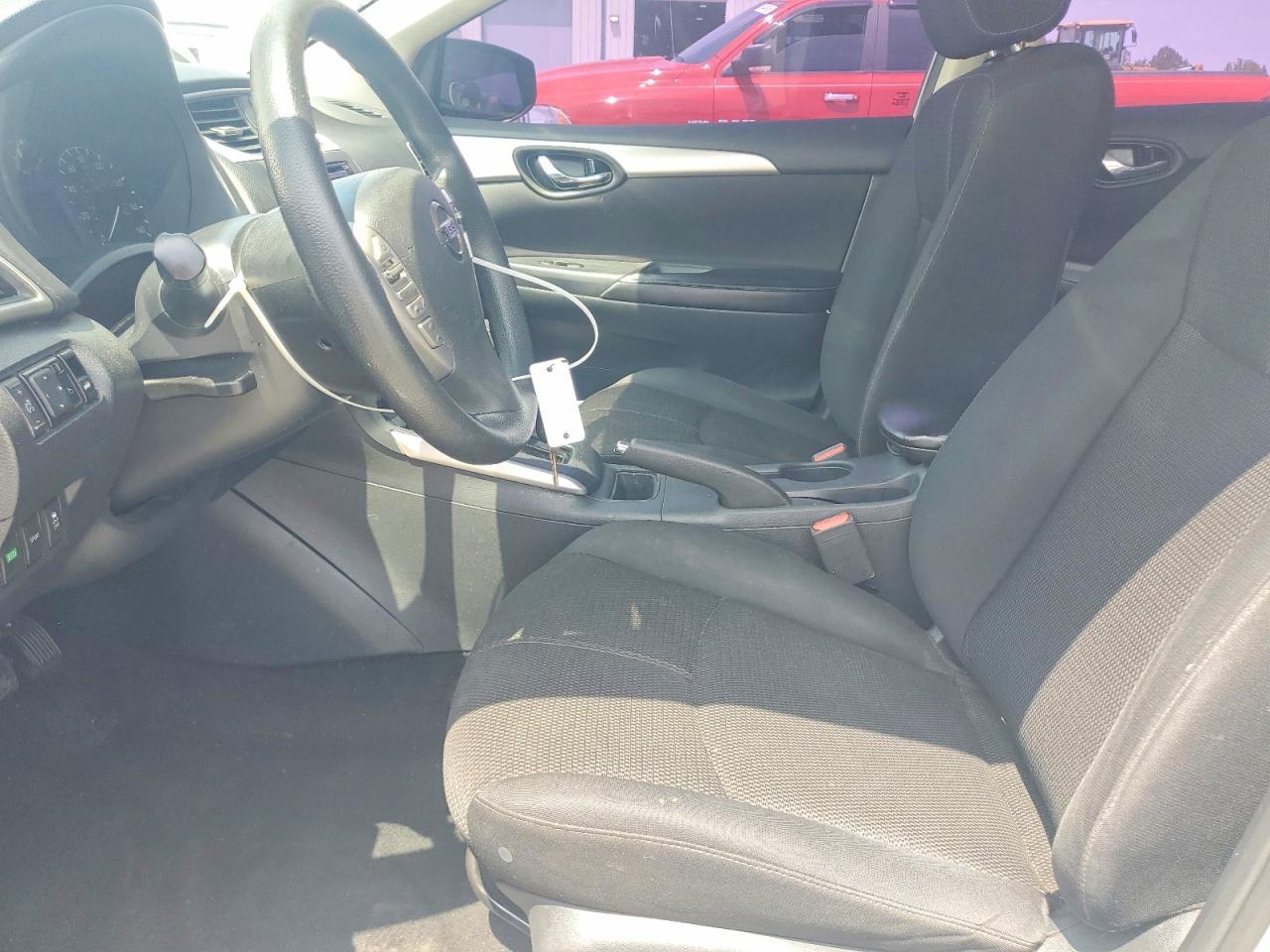 2017 Nissan Sentra S - Image 7