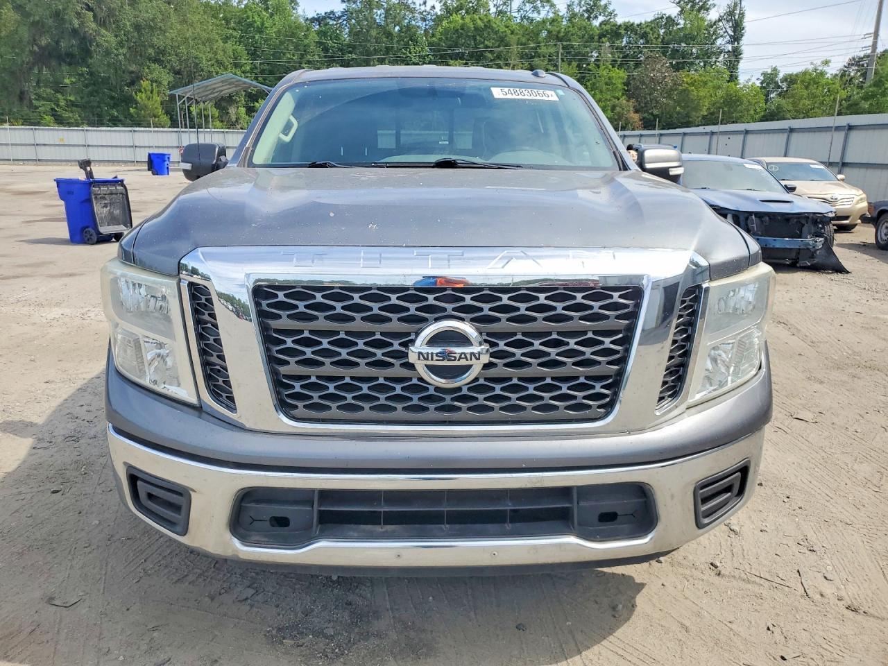 2017 Nissan Titan S - Image 5