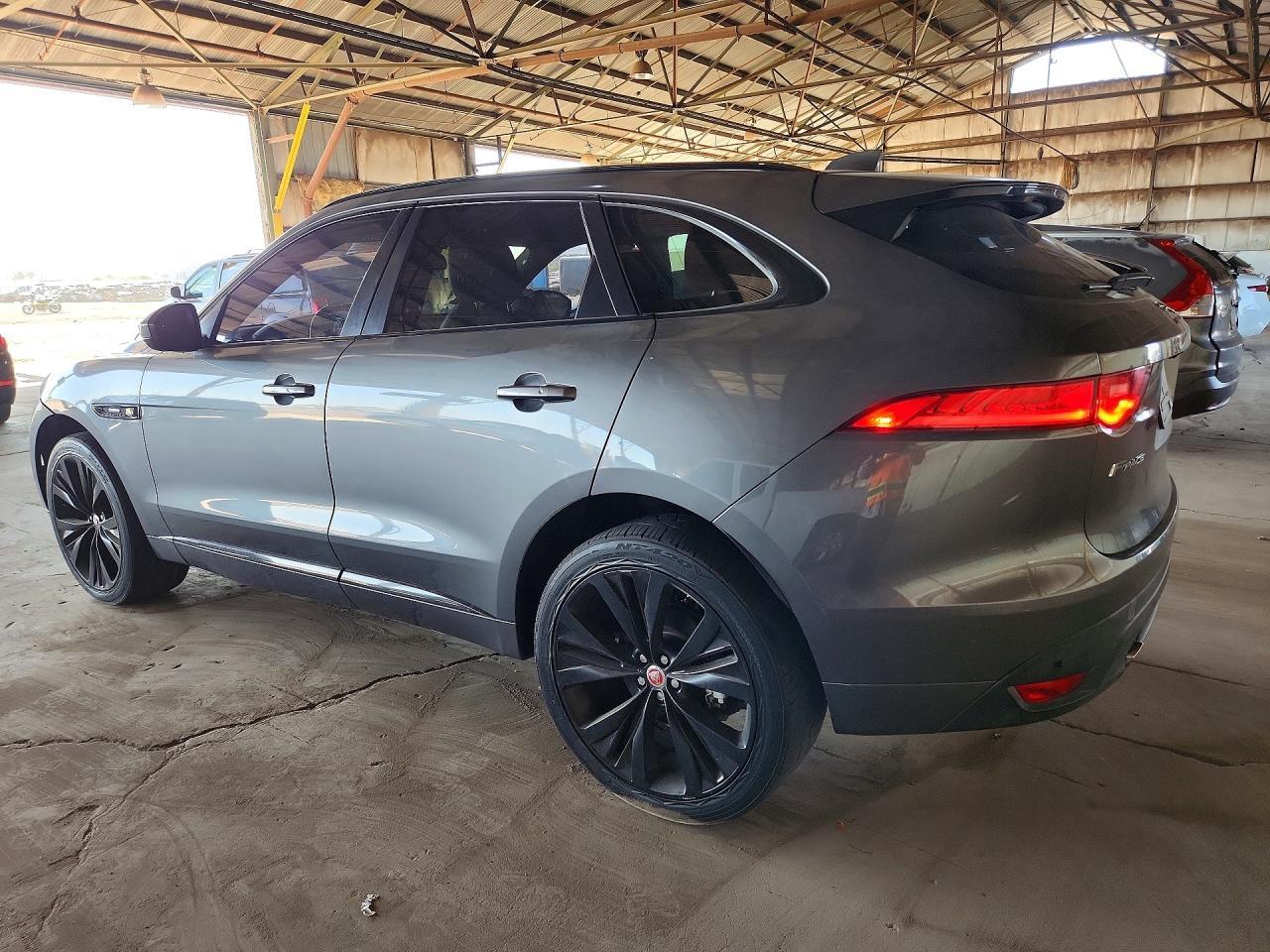 2018 Jaguar F-Pace R - Sport - Image 2